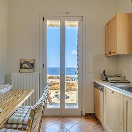 Irida - 4-bdr With Amazing Sunset & Sea Views Holiday home *
