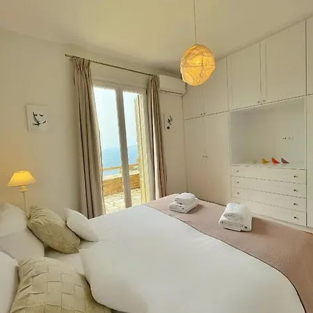 Holiday home Irida - 4-bdr With Amazing Sunset & Sea Views *